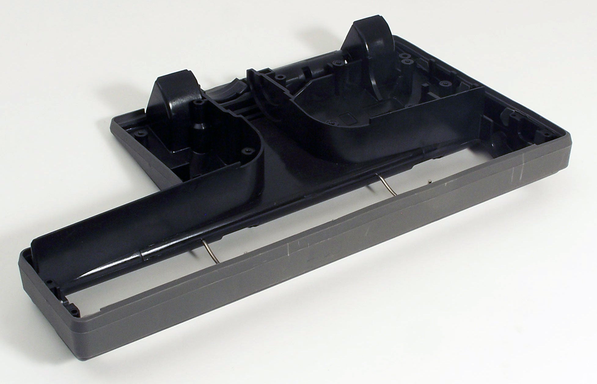 POWER NOZZLE BASE ASSEMBLY WITH WHEEL COVER - ELECTROLUX PN2100