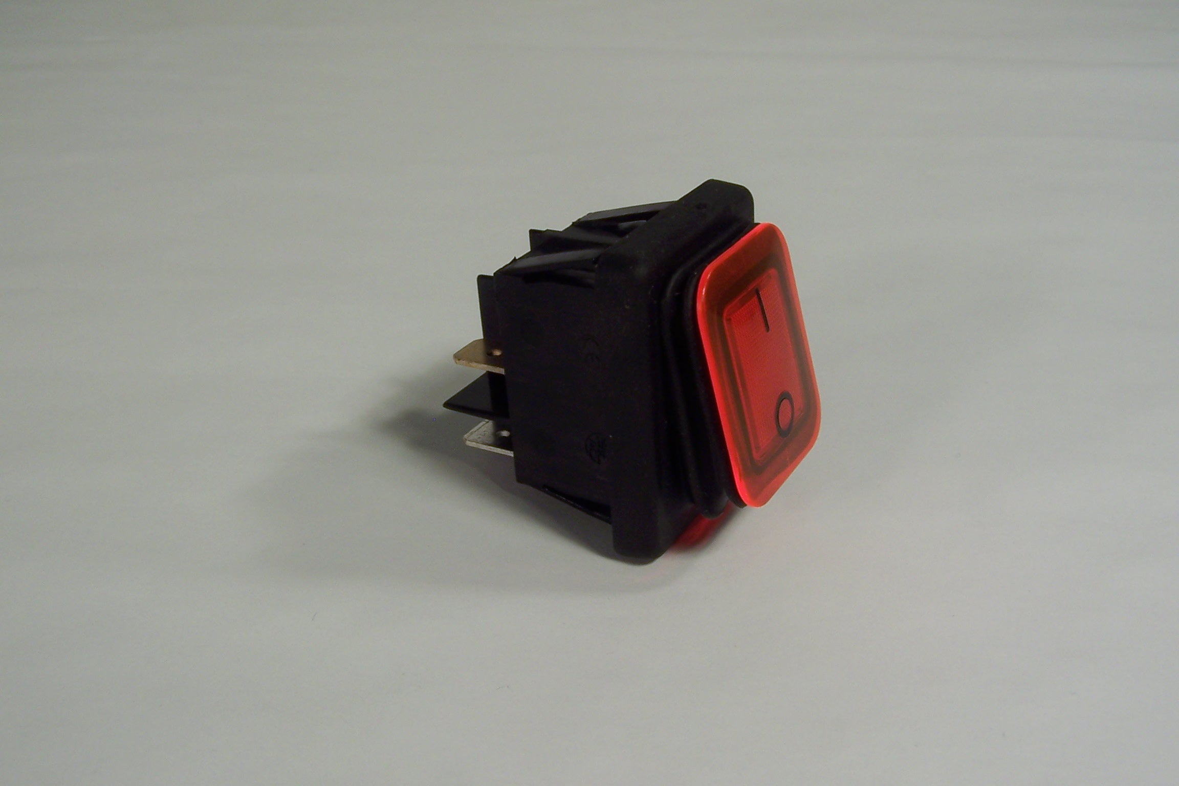 SWITCH - JOHNNY VAC AS6/ JVT1 - RED