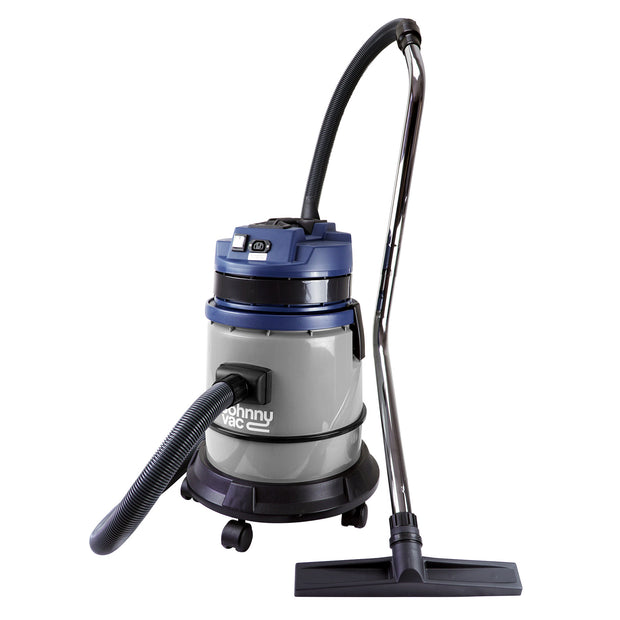 Wet & Dry Commercial Vacuum - Capacity of 7.5 gal (28.5 L) - Electrical Outlet for Power Nozzle - 8' Hose - Metal Wands - Brushes and Accessories Included