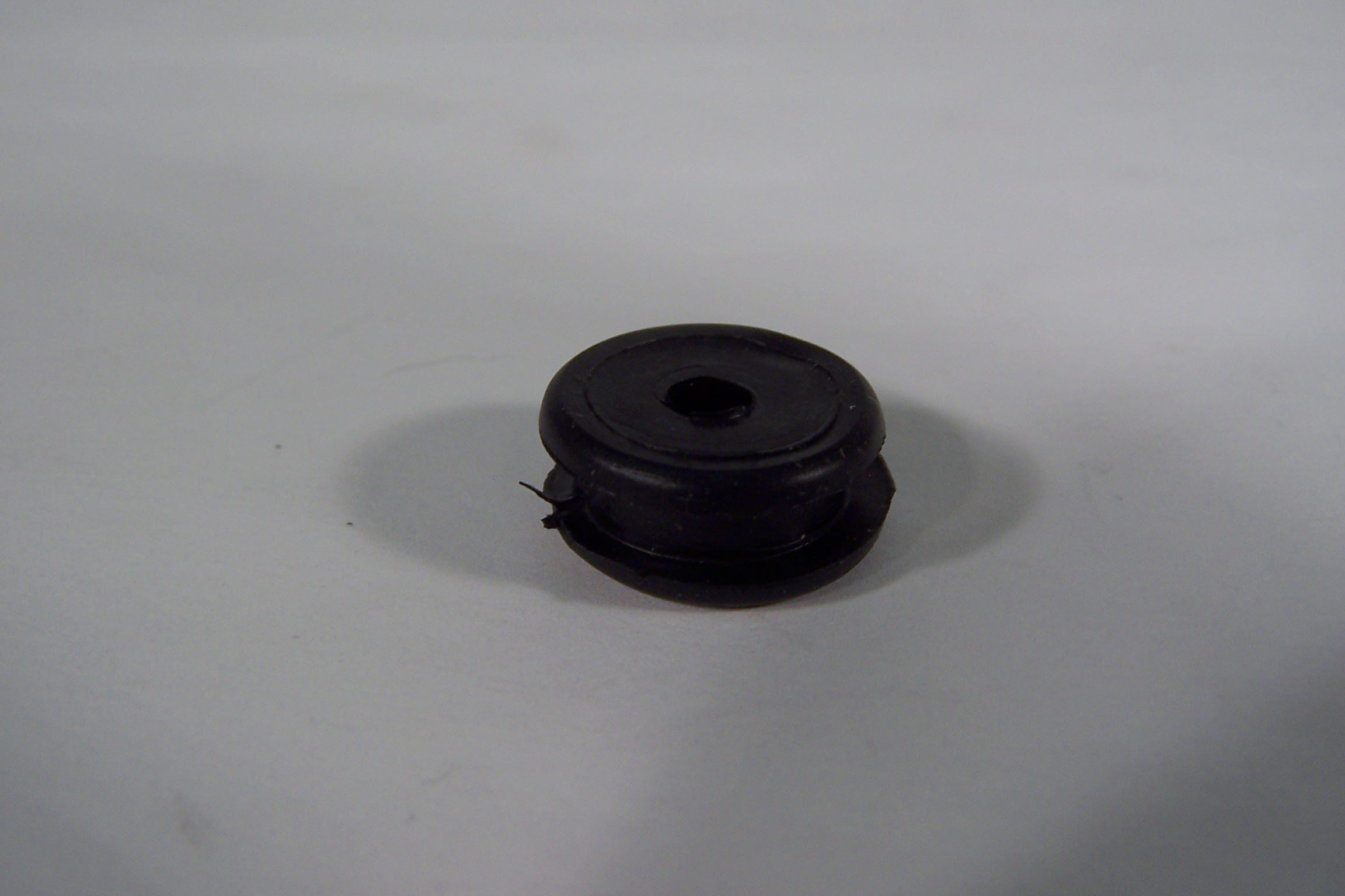 CORD RETAINER - JOHNNY VAC LEO