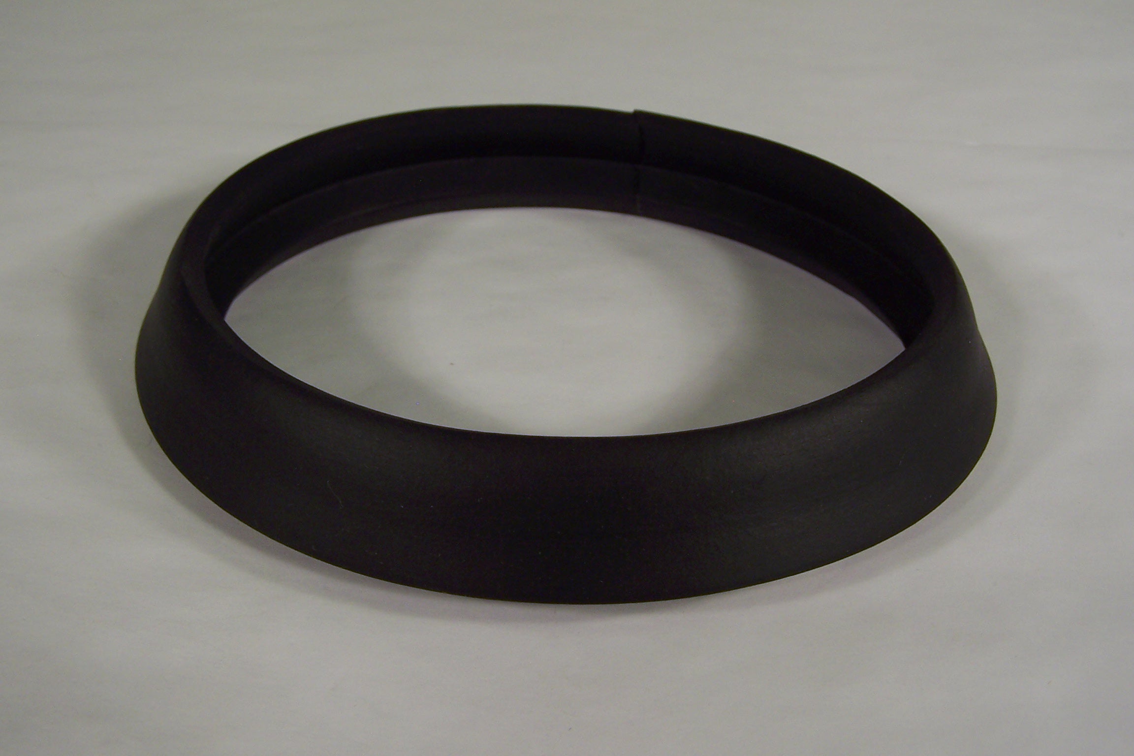 MOTOR GASKET - JOHNNY VAC LEO